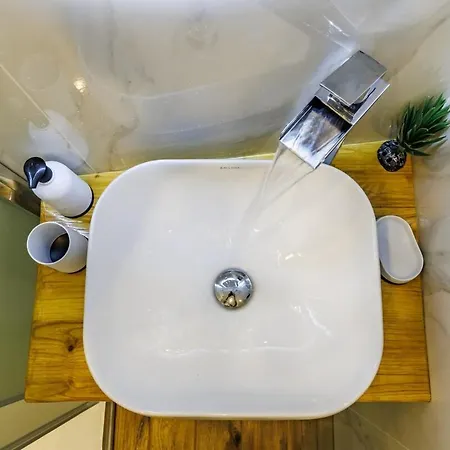 Вилла Koukou House