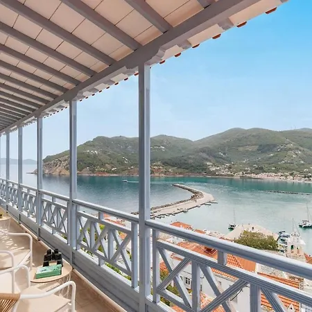 Вилла Koukou House