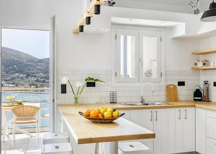 Koukou House Villa *