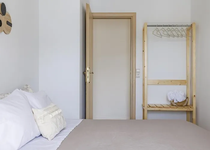 Koukou House Villa *